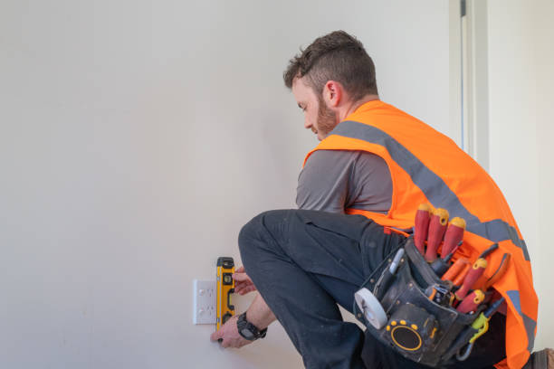 Best Circuit Breaker Repair  in Greenfield, TN